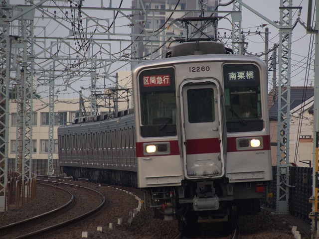 東武鉄道：緊急事態宣言に伴う平日朝時間帯における列車の減便について